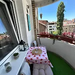 Aurelio Centar With Balcony And Free Parking *