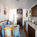 公寓 Aurelio Centar With Balcony And Free Parking