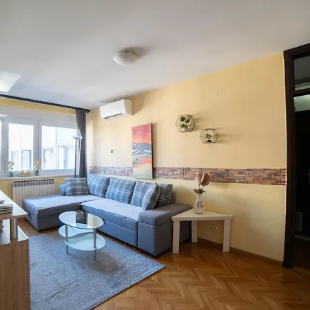 Aurelio Centar With Balcony And Free Parking Διαμέρισμα Σαράγεβο