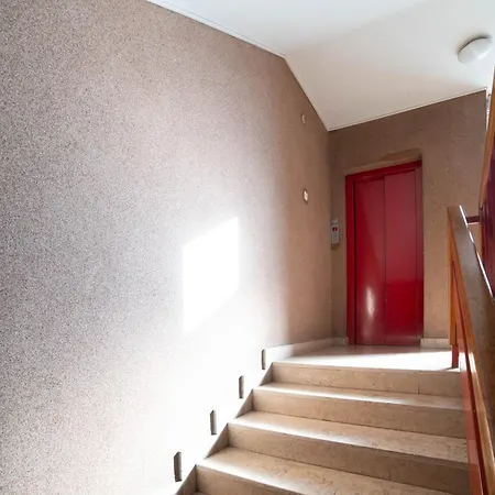 Aurelio Centar With Balcony And Free Parking Apartmán *