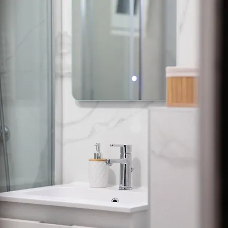 Aurelio Centar With Balcony And Free Parking Sarajevo