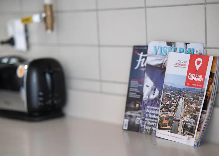 Aurelio Centar With Balcony And Free Parking Διαμέρισμα *