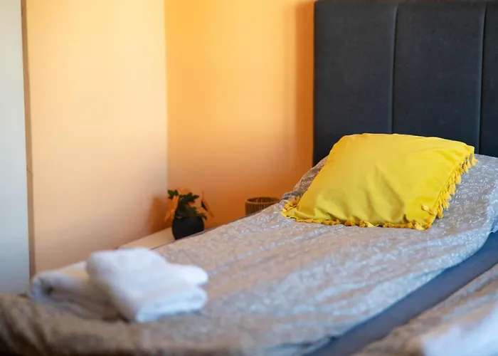 Aurelio Centar With Balcony And Free Parking *